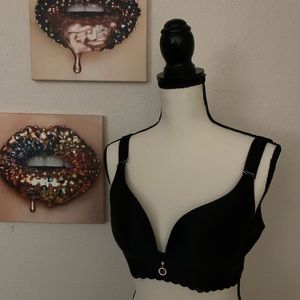 👀🔥Embellished Black Bra - Size 34-38C